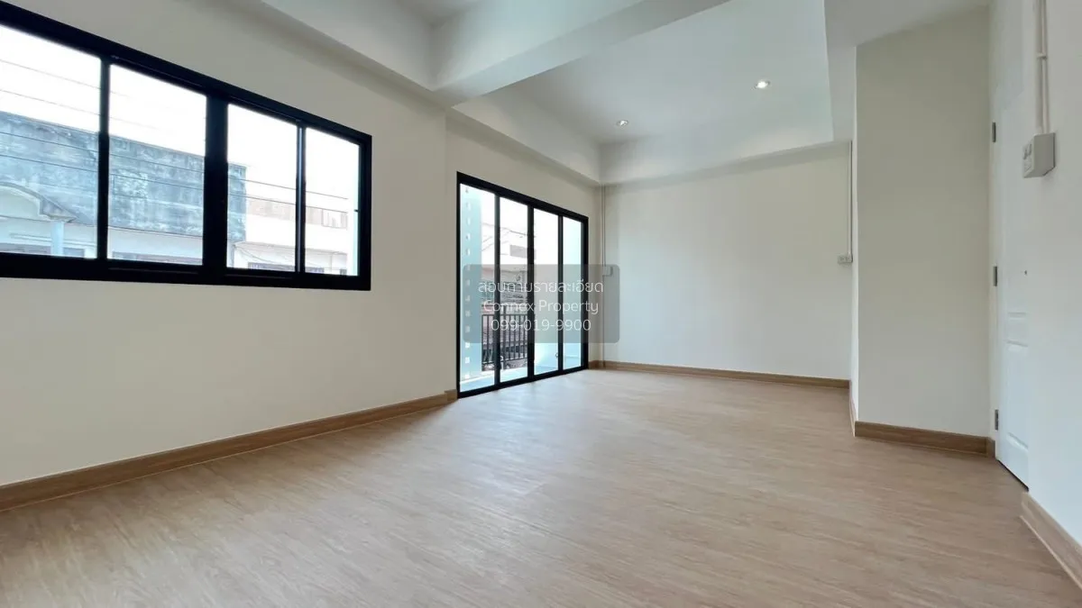 ขายทาวน์เฮ้าส์/ทาวน์โฮม  ณัฐกานต์ เพชรเกษม 112 MRT-หลักสอง ค้างพล 4