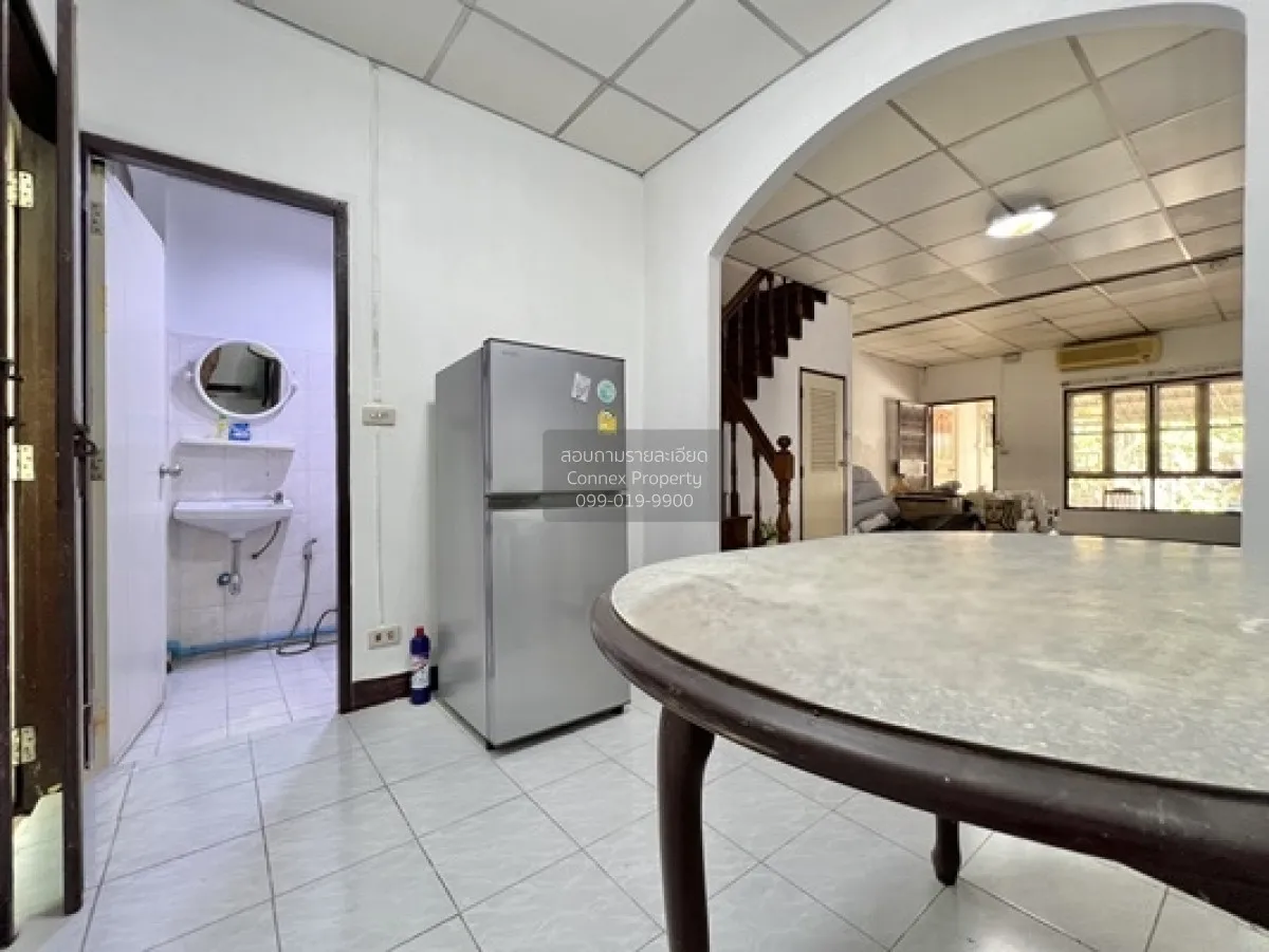 ขายทาวน์เฮ้าส์ ลาดปลาเค้า 72 แยก 8 ใกล้รถไฟฟ้าสายสีชมพู สถานีรามอ