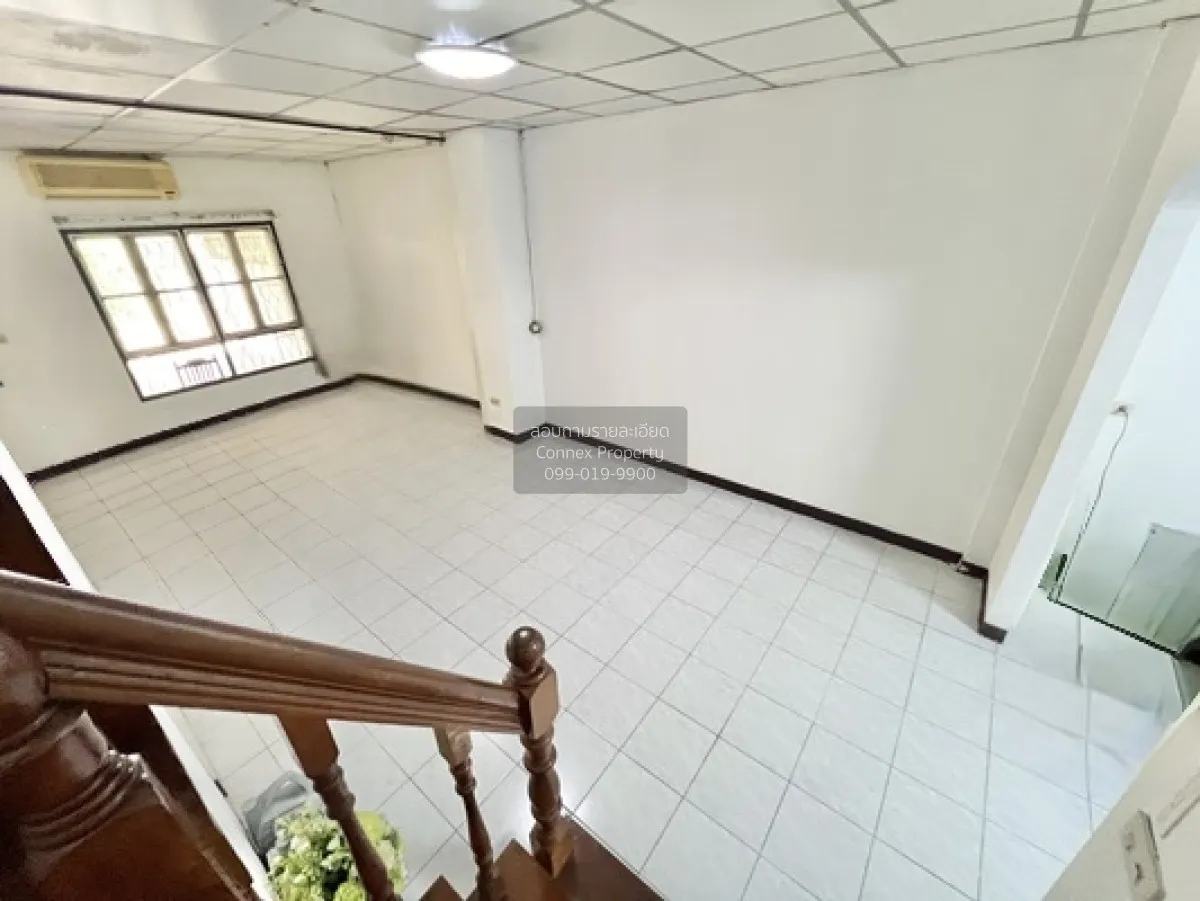 ขายทาวน์เฮ้าส์ ลาดปลาเค้า 72 แยก 8 ใกล้รถไฟฟ้าสายสีชมพู สถานีรามอ