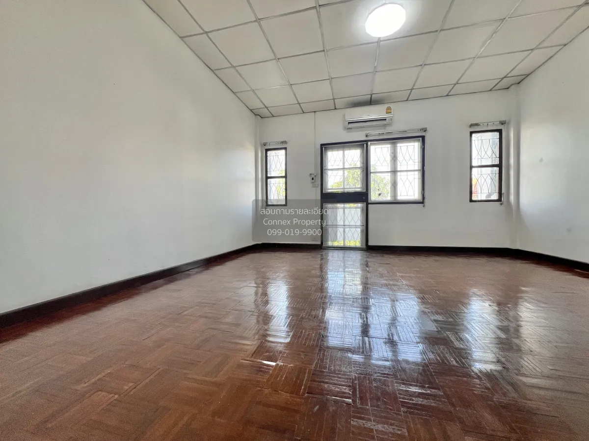 ขายทาวน์เฮ้าส์ ลาดปลาเค้า 72 แยก 8 ใกล้รถไฟฟ้าสายสีชมพู สถานีรามอ