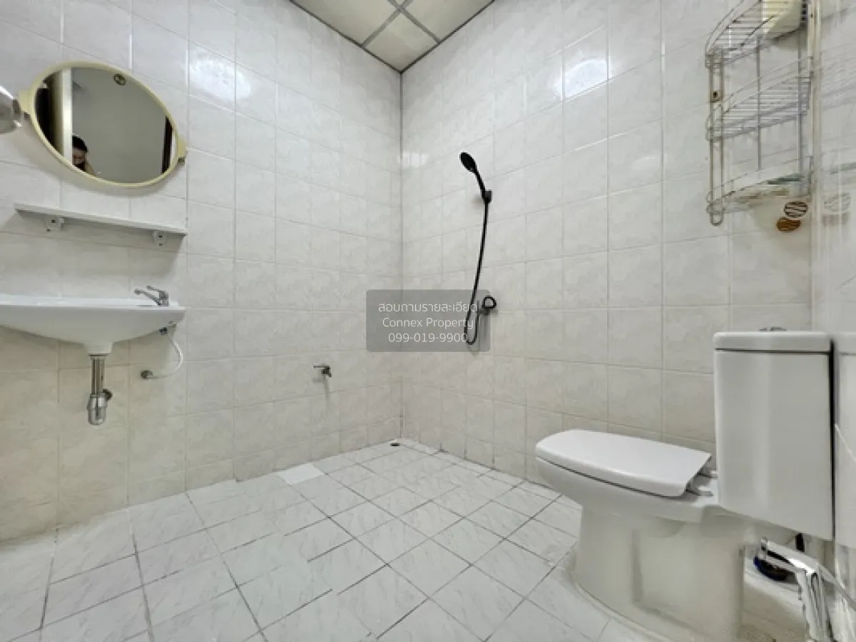 ขายทาวน์เฮ้าส์ ลาดปลาเค้า 72 แยก 8 ใกล้รถไฟฟ้าสายสีชมพู สถานีรามอ