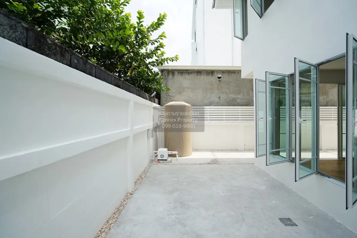 ขายบ้าน  บ้านวรการวิลเลจ รีโนเวทใหม่ จอมทอง เขต จอมทอง กรุงเทพ CX