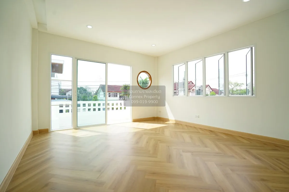 ขายบ้าน  บ้านวรการวิลเลจ รีโนเวทใหม่ จอมทอง เขต จอมทอง กรุงเทพ CX