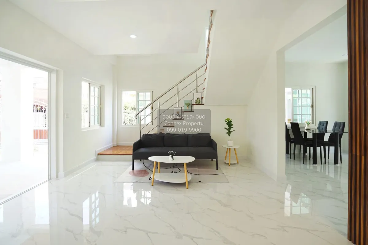 ขายทาวน์เฮ้าส์/ทาวน์โฮม  บ้านลภาวัน 17 รีโนเวทใหม่ MRT-ไทรม้า บาง