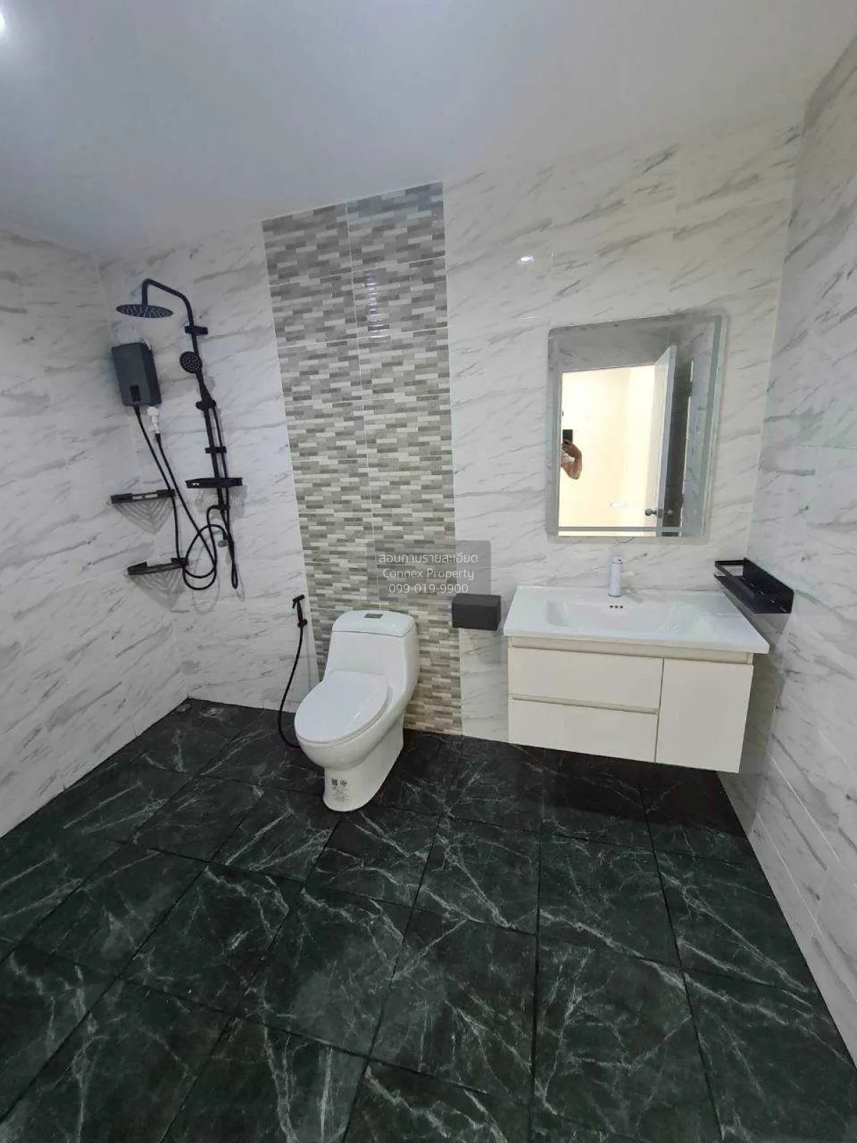 ขายบ้าน  บ้านบัวทอง 4 บ้านกล้วย-ไทรน้อย ห้องมุม รีโนเวทใหม่ พิมลร