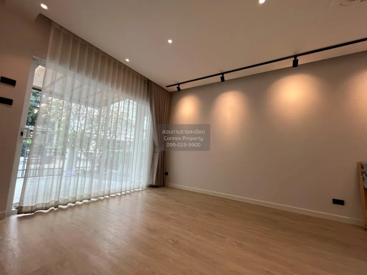 For Sale Townhouse/Townhome  , The Metro Rama 9 , Prawet , Prawet