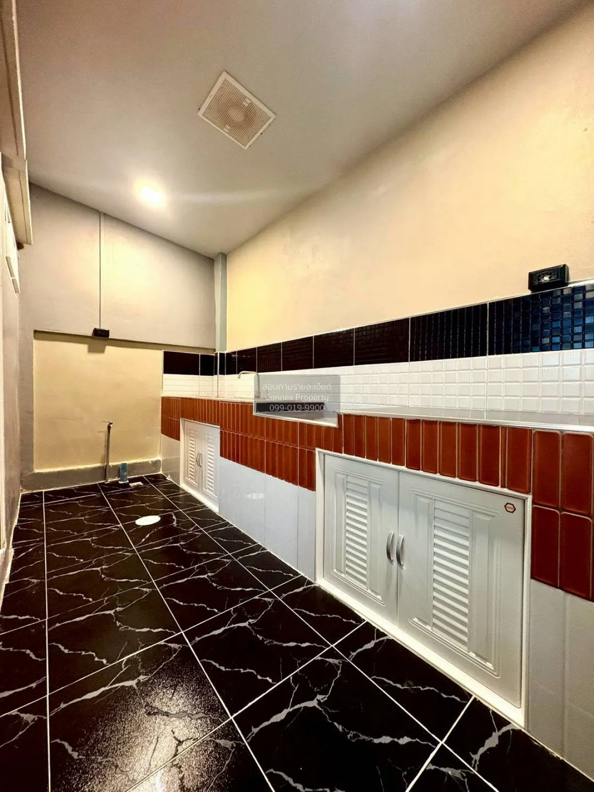 ขายทาวน์เฮ้าส์/ทาวน์โฮม  ดิเอมเมอรัลด์ พาร์ค 2 รีโนเวทใหม่ บางบัว