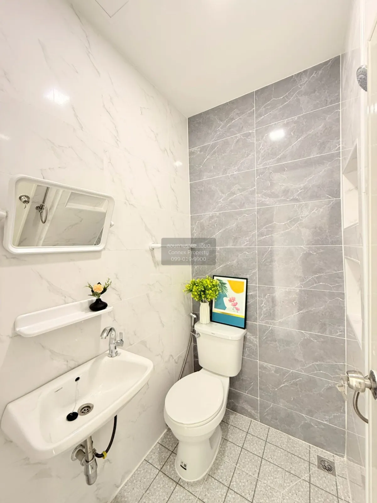 ขายทาวน์เฮ้าส์/ทาวน์โฮม  บ้านอรุณธร ออเงิน สายไหม รีโนเวทใหม่ ออเ