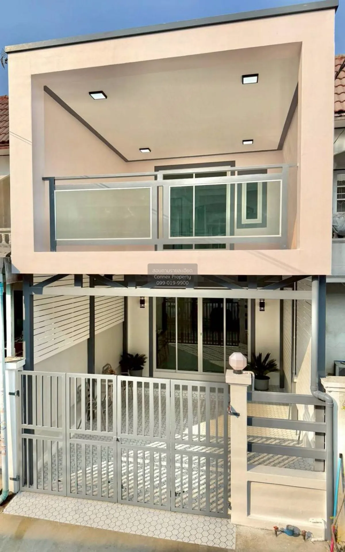 ขายทาวน์เฮ้าส์/ทาวน์โฮม  หมู่บ้านอัญชลี รีโนเวทใหม่ ท่าทราย เมือง 1