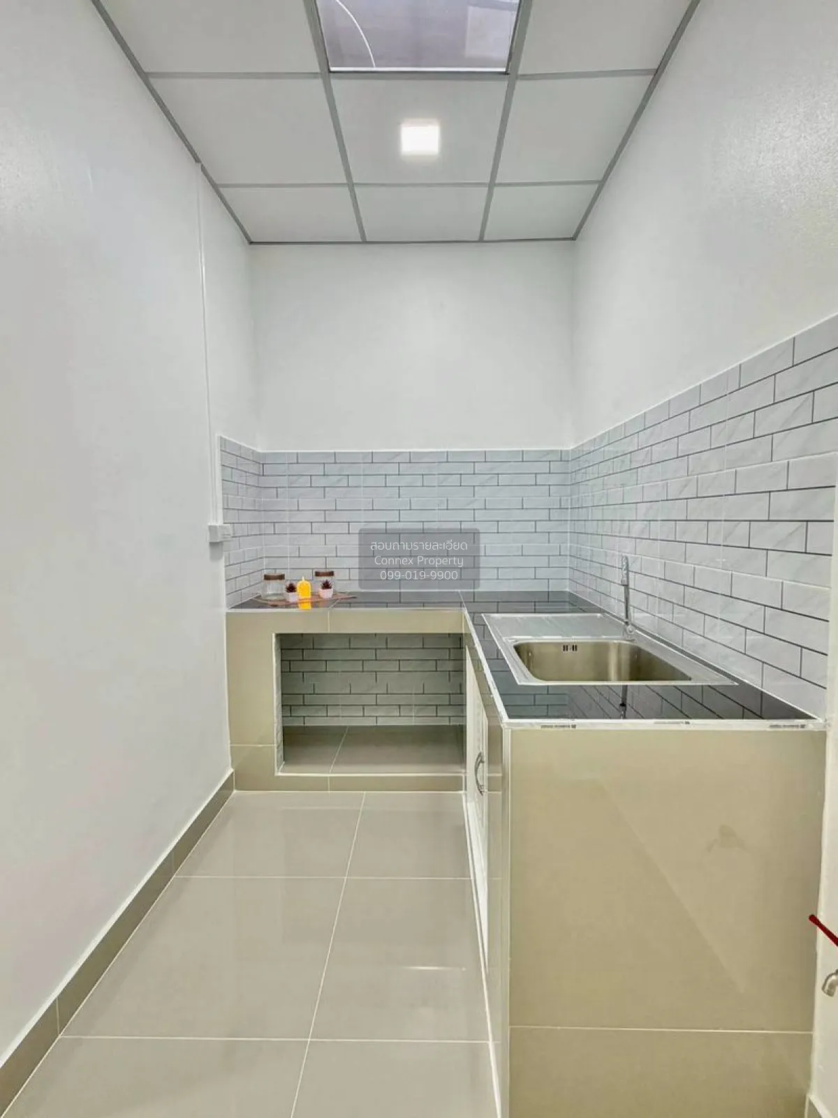 ขายทาวน์เฮ้าส์/ทาวน์โฮม  หมู่บ้านอัญชลี รีโนเวทใหม่ ท่าทราย เมือง