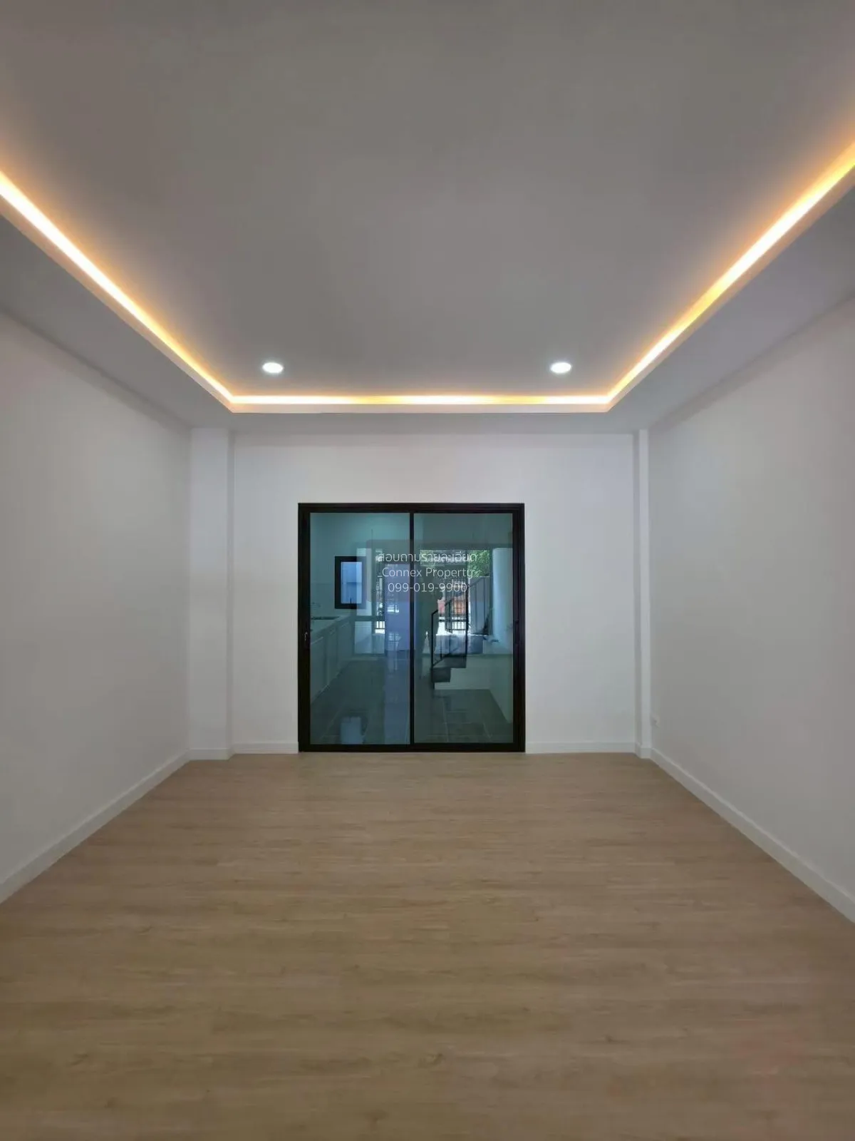 For Sale Townhouse/Townhome  , Baan Tawanna Chatuchot 12 , newly  4