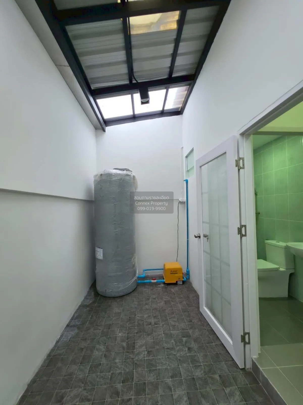 For Sale Townhouse/Townhome  , Baan Tawanna Chatuchot 12 , newly 