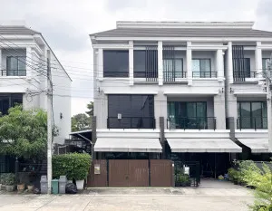 ขายทาวน์เฮ้าส์/ทาวน์โฮม  บ้านกลางเมือง สุขสวัสดิ์ บางพึ่ง พระประแดง สมุทรปราการ CX-149407