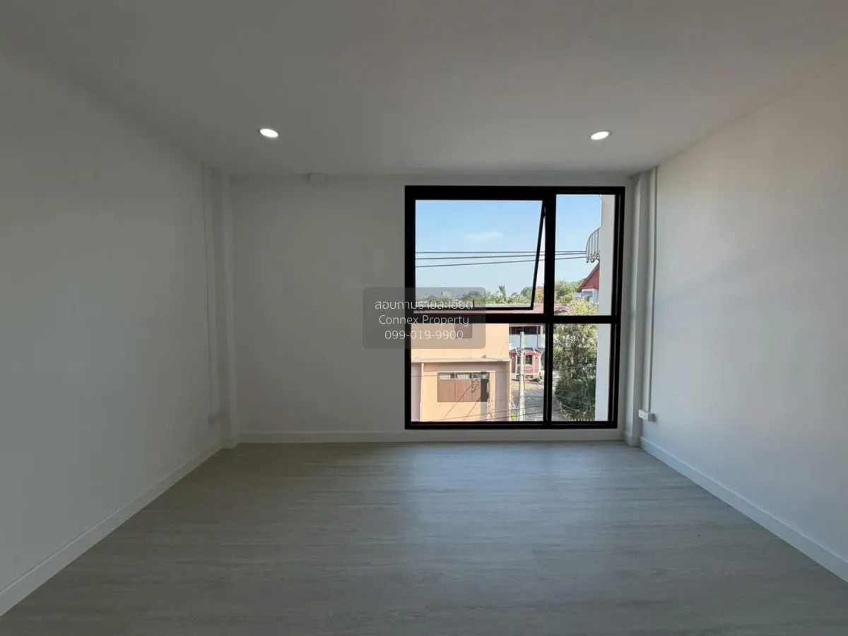 ขายอาคารพาณิชย์ 3 ชั้น ,ซอยนนทบุรี 46 รีโนเวทใหม่ ท่าทราย เมืองนน