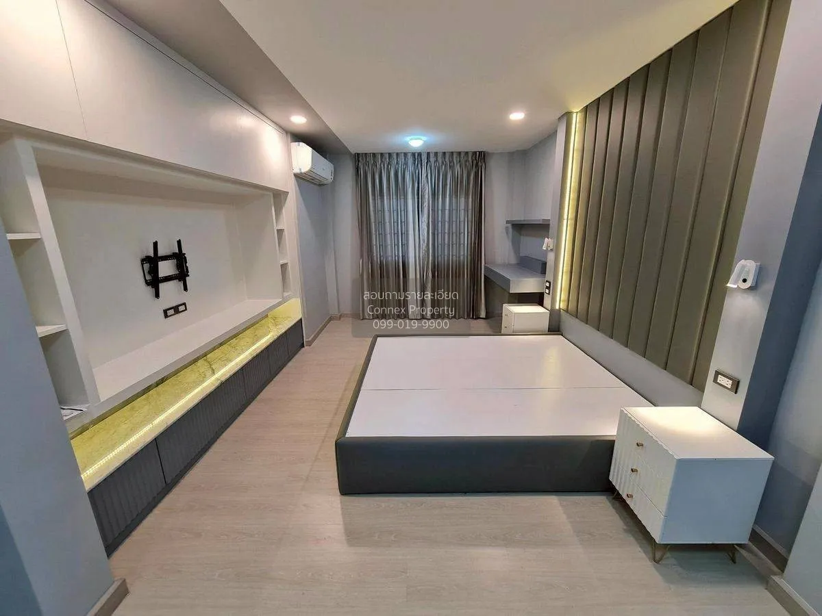 For Sale 3-story detached house, Ladprao Soi 1 , Chomphon , Chatu