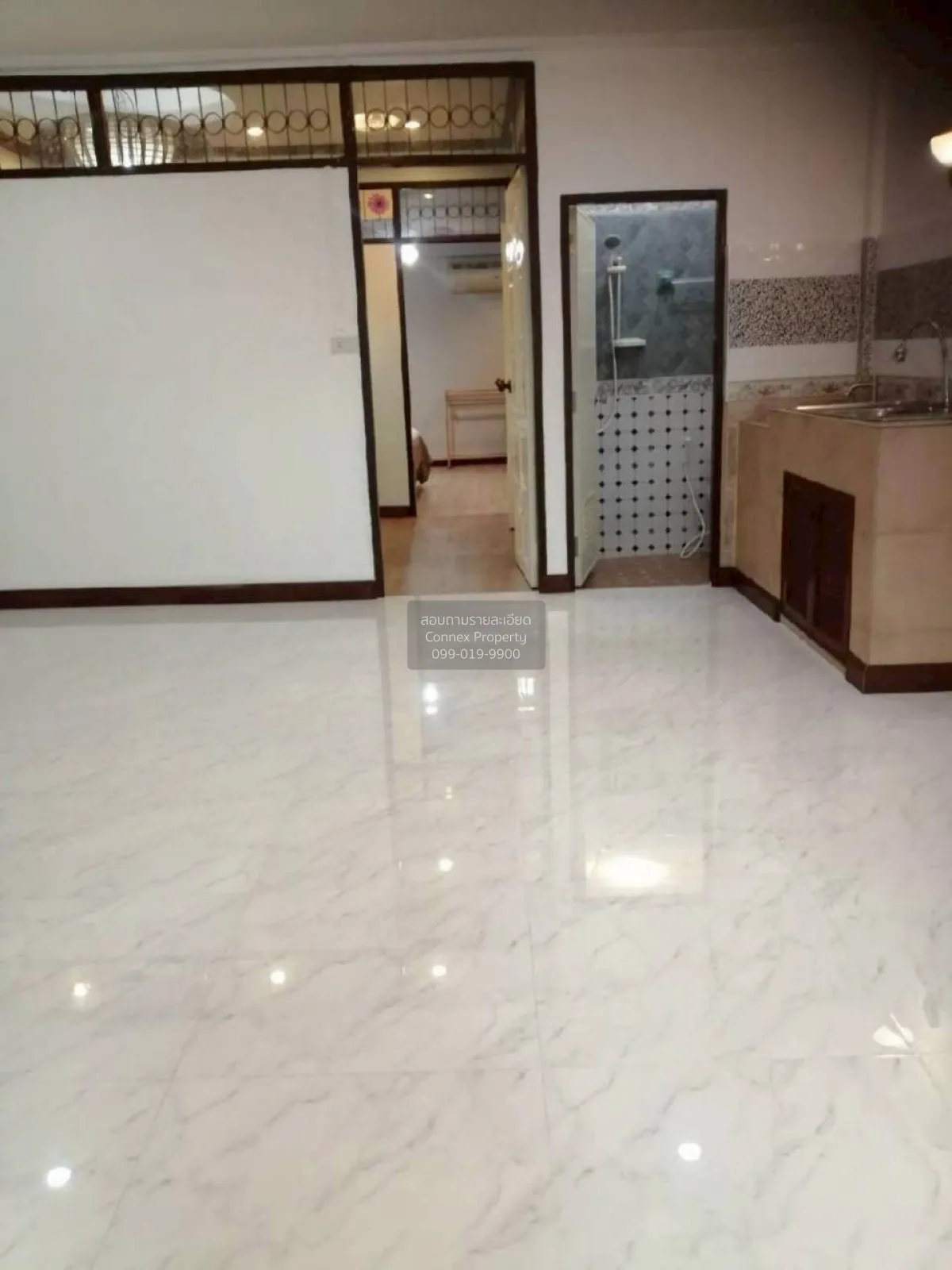 For Sale Two-story townhouse, Sukhumvit Soi 68. , Bang Na , Bang 