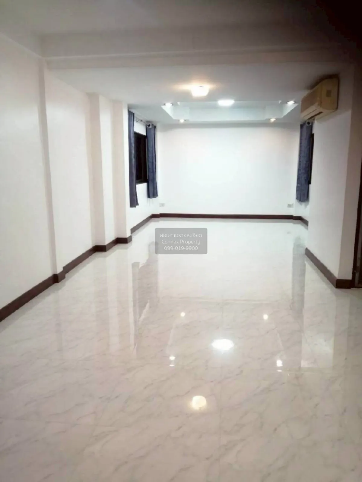 For Sale Two-story townhouse, Sukhumvit Soi 68. , Bang Na , Bang 