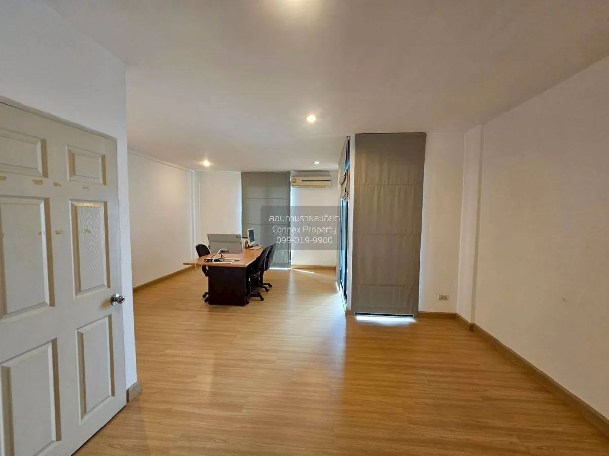 ขายโฮมออฟฟิศ 4 ชั้น หมู่บ้านอารียา แมนดารินา สุทธิสาร  สามเสนนอก 