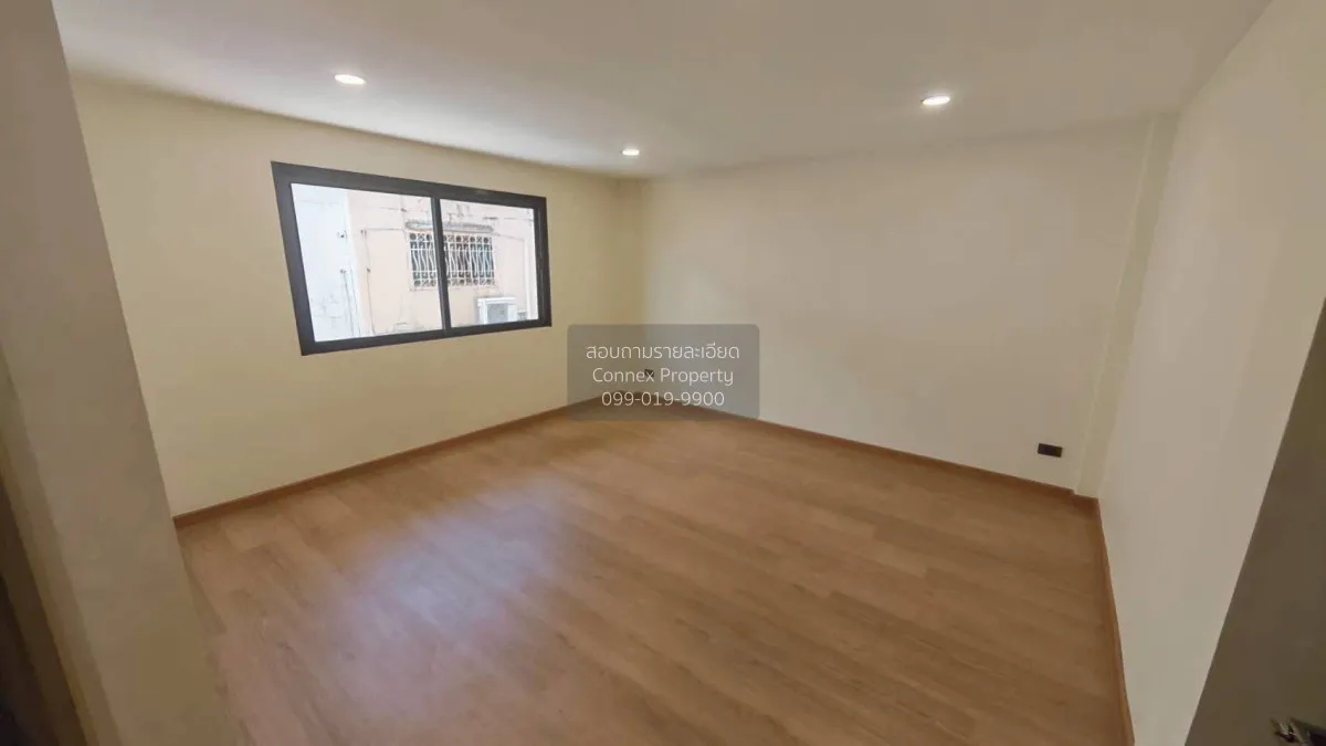 ขายทาวน์เฮ้าส์/ทาวน์โฮม  วราธรวิลล์ พัฒนาการ 44 สวนหลวง เขต สวนหล