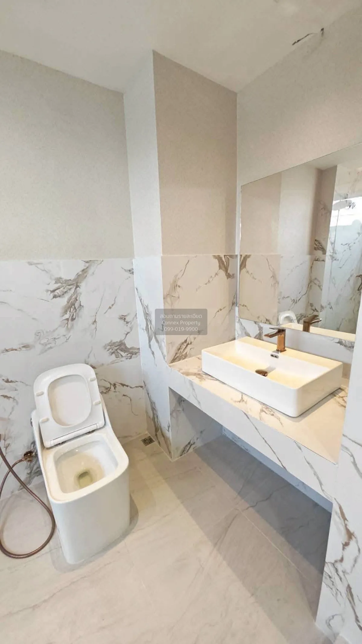 ขายทาวน์เฮ้าส์/ทาวน์โฮม  วราธรวิลล์ พัฒนาการ 44 สวนหลวง เขต สวนหล