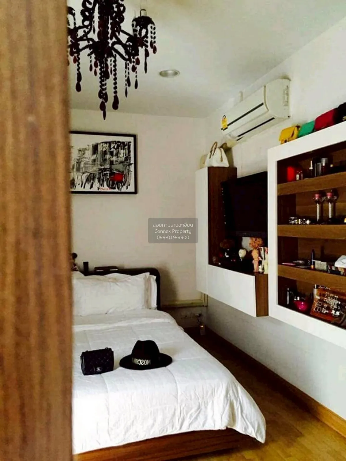 ขายทาวน์เฮ้าส์/ทาวน์โฮม  บ้านกลางเมือง เอสเซ้นส์ พระราม 9-ลาดพร้า