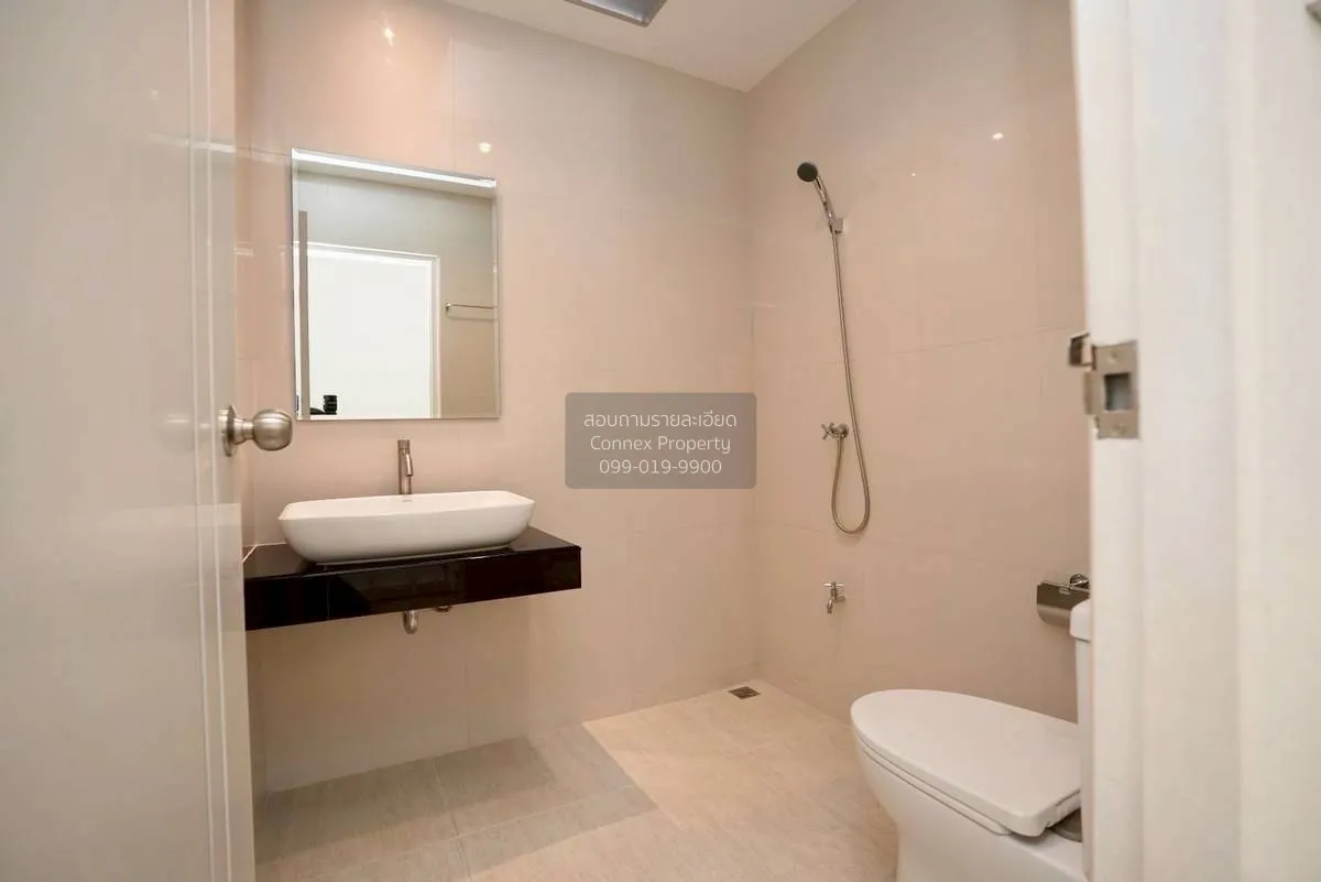 For Sale Two-story townhome in Tip Village, Ladprao 101 , Khlong 