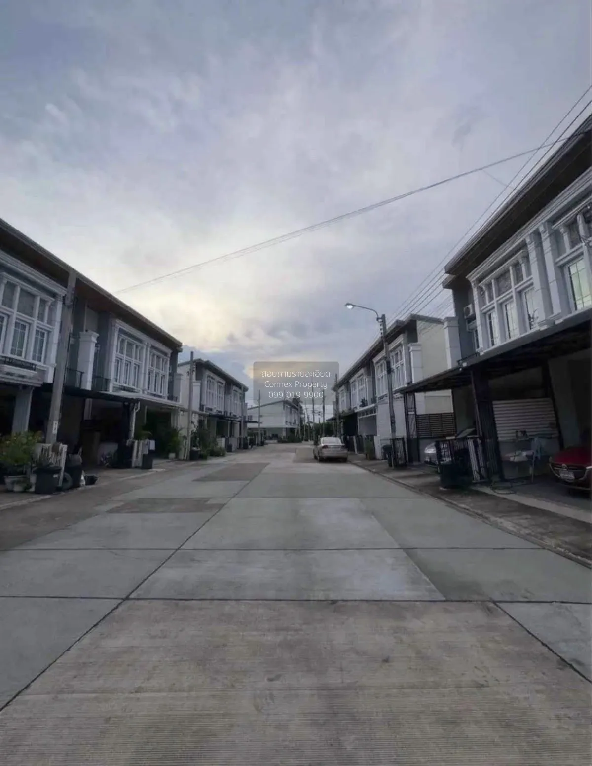 For Rent Townhouse/Townhome  , Golden Town Sathorn , wide frontag 3