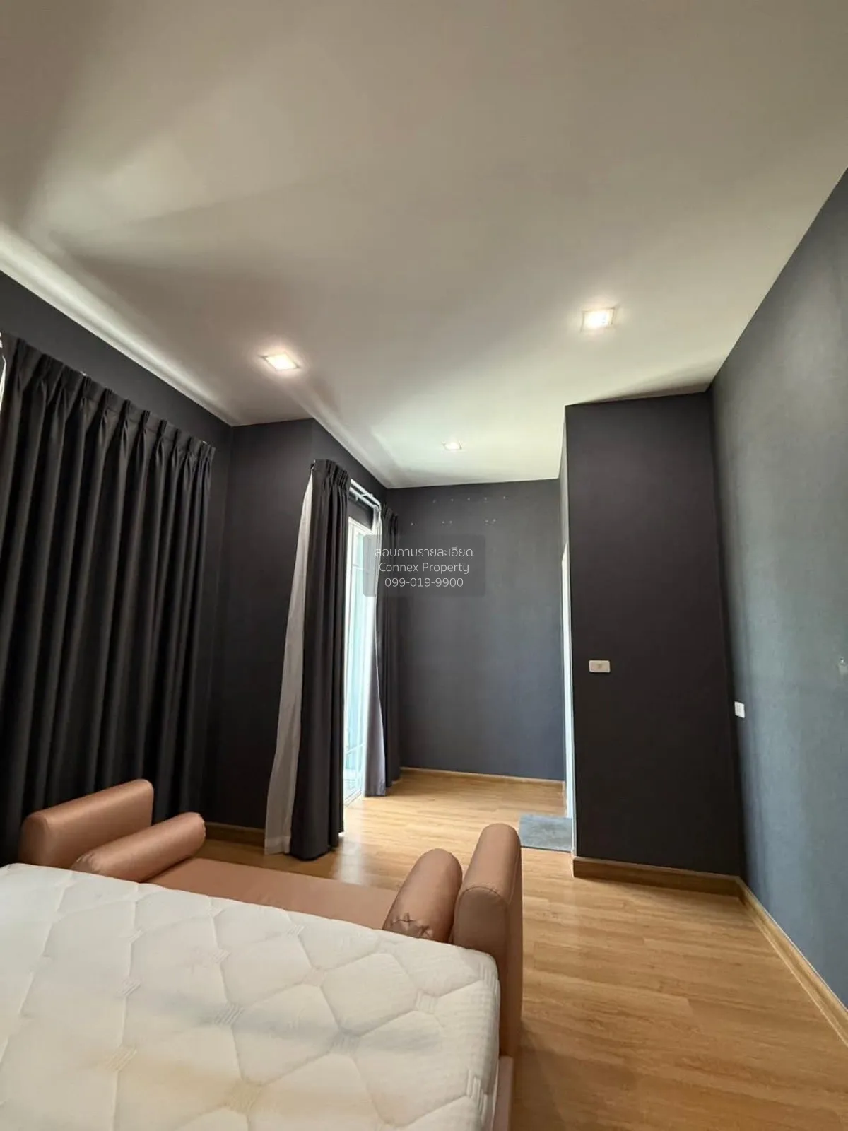 For Rent Townhouse/Townhome  , Golden Town Sathorn , wide frontag