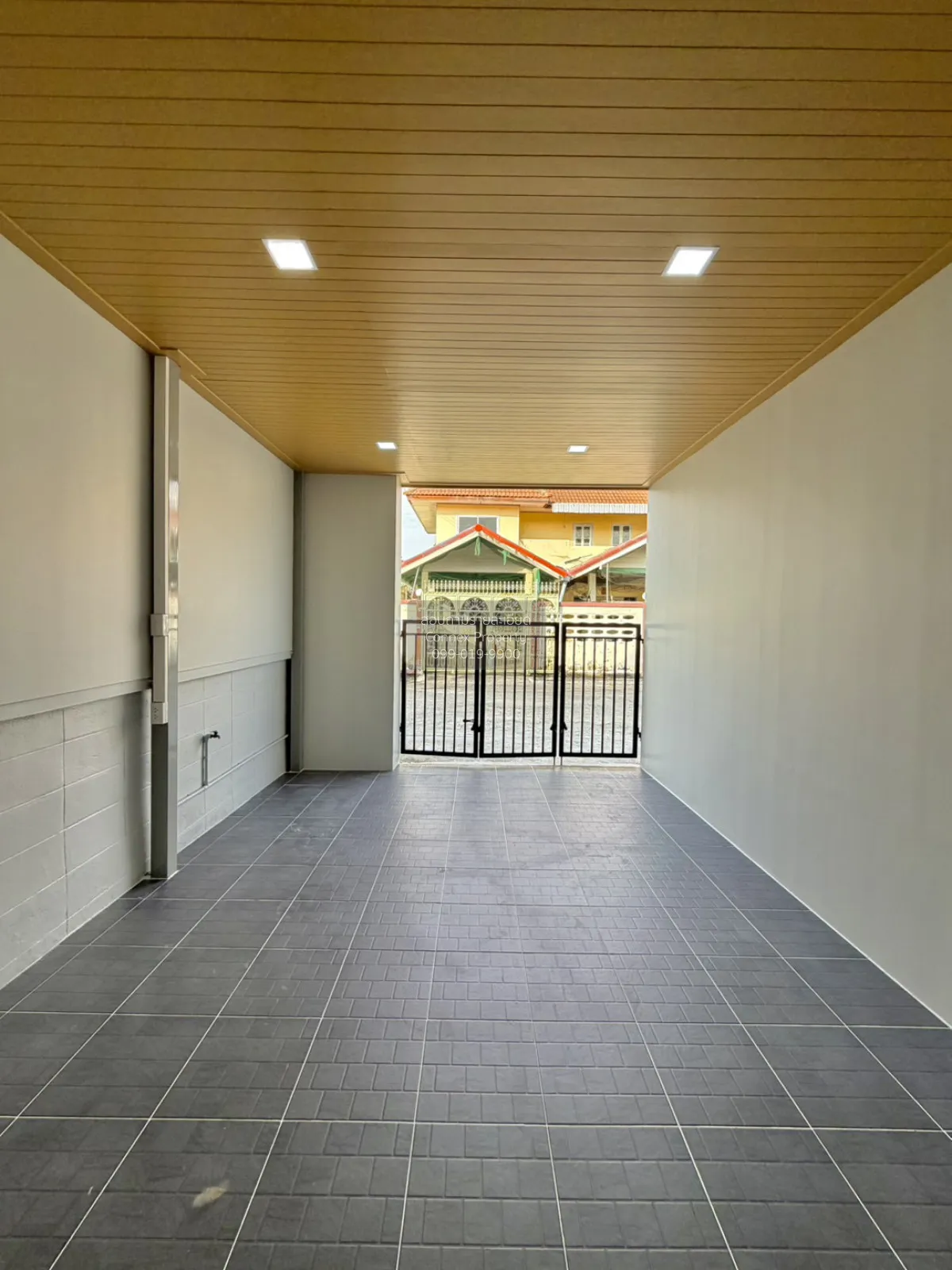 For Sale Townhouse/Townhome  , Baan Buathong 4 Baan Kluay-Sai Noi 3