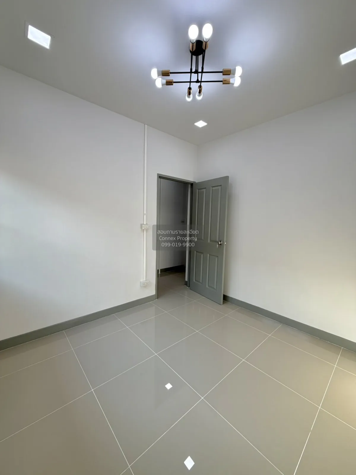 For Sale Townhouse/Townhome  , Baan Buathong 4 Baan Kluay-Sai Noi