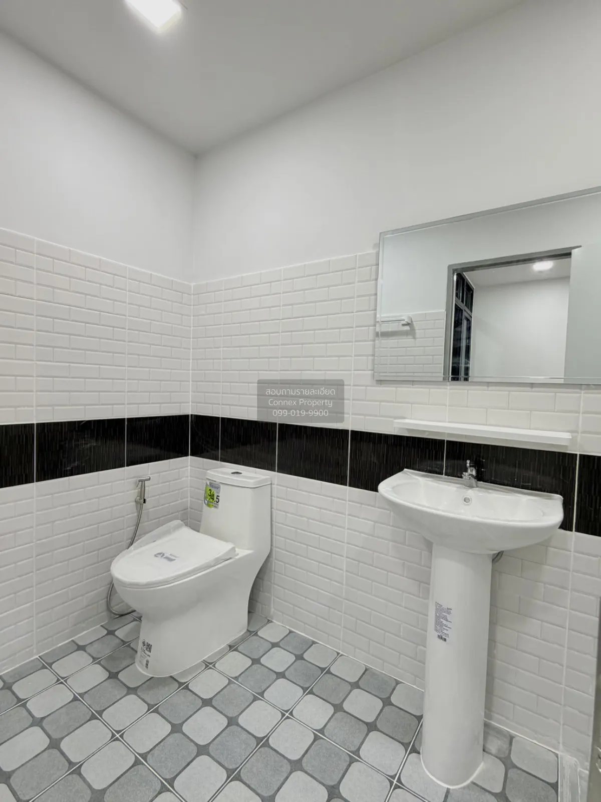 For Sale Townhouse/Townhome  , Baan Buathong 4 Baan Kluay-Sai Noi