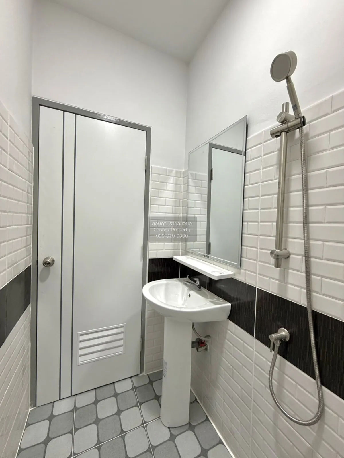 For Sale Townhouse/Townhome  , Baan Buathong 4 Baan Kluay-Sai Noi