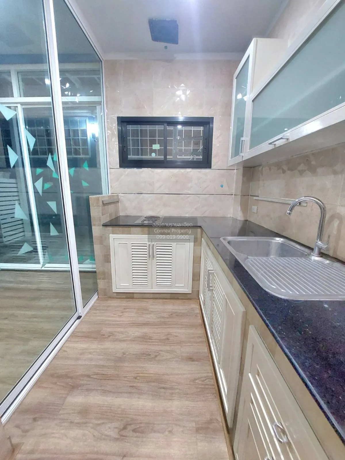 เช่าทาวน์เฮ้าส์/ทาวน์โฮม  โมเดิร์น ทาวน์ บางแค รีโนเวทใหม่ บางแค 