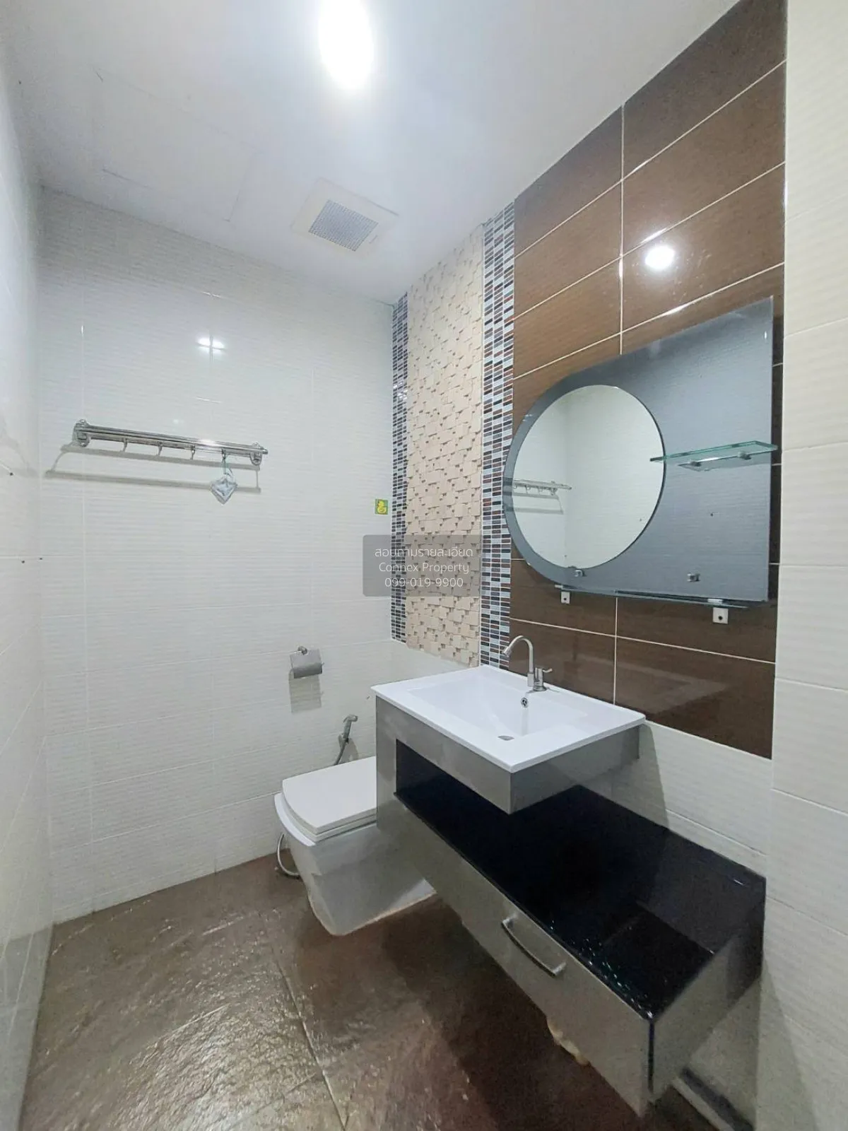 เช่าทาวน์เฮ้าส์/ทาวน์โฮม  โมเดิร์น ทาวน์ บางแค รีโนเวทใหม่ บางแค 