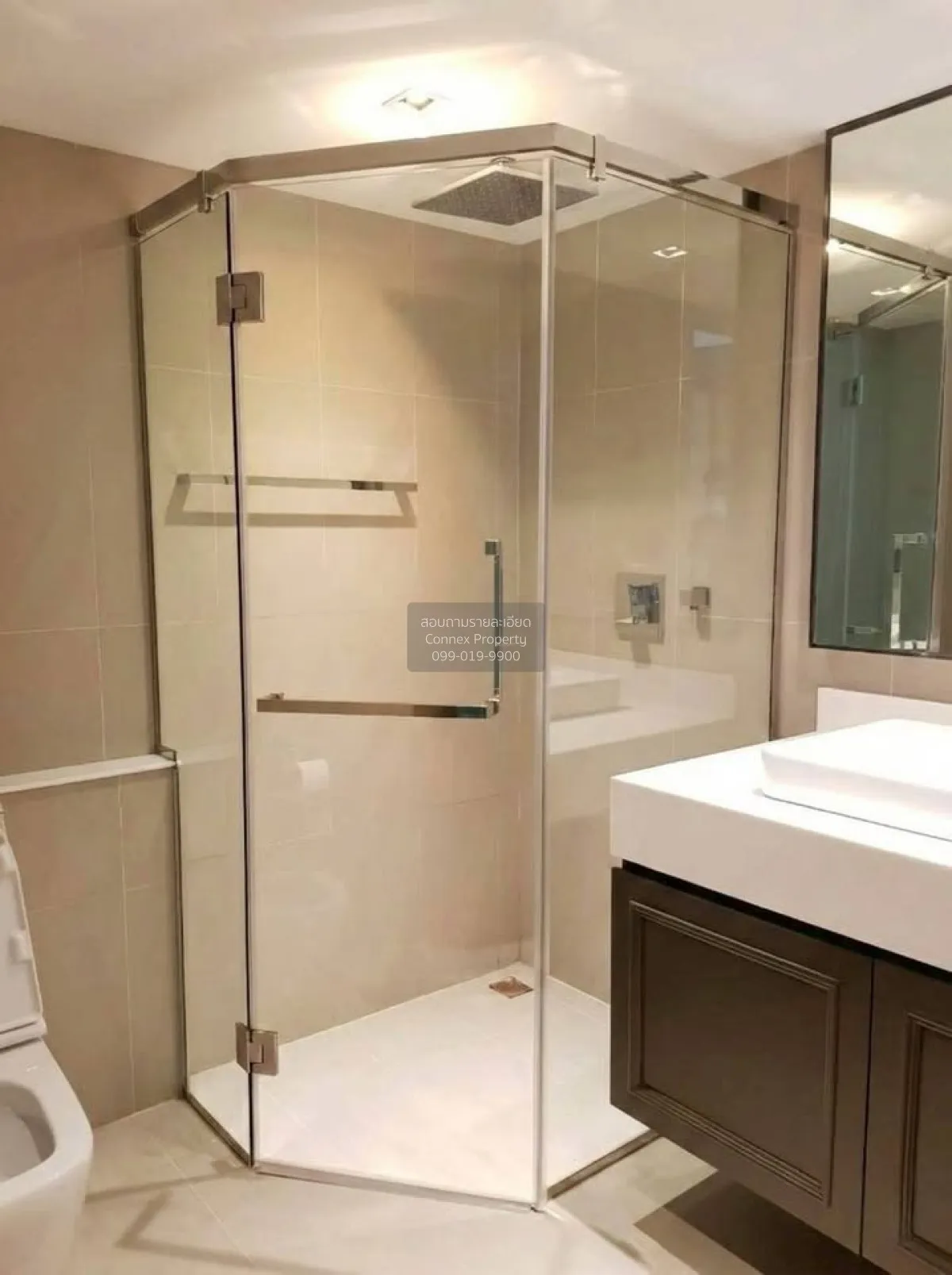 ขายคอนโด  ณ วรา เรสซิเดนซ์ BTS-ชิดลม ลุมพินี เขต ปทุมวัน กรุงเทพ 