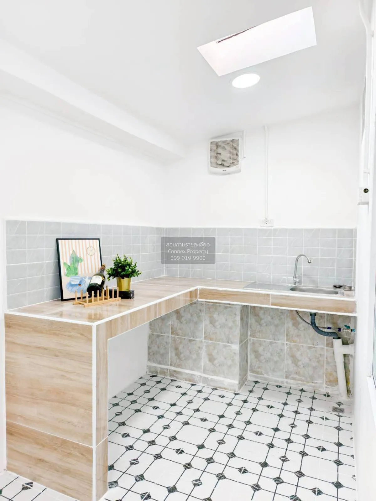 For Sale Townhouse/Townhome  , Chat Kaeo Bang Kapi Village , MRT-