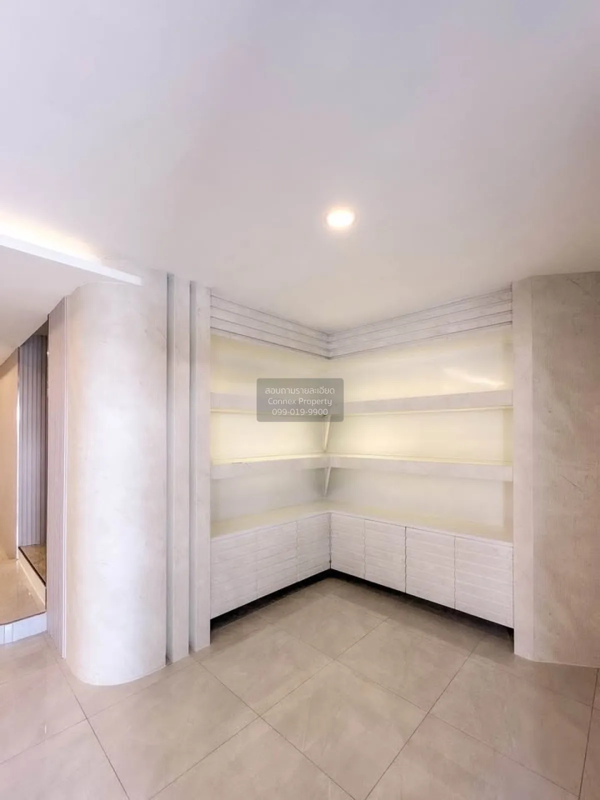 For Sale Baan Klang Muang Rama 9 Ladprao , Phlapphla , Wang Thong