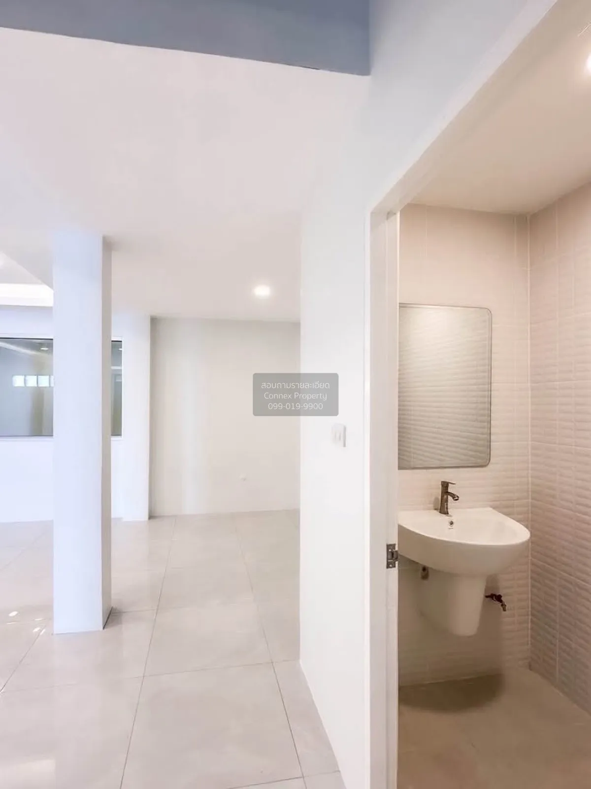 For Sale Baan Klang Muang Rama 9 Ladprao , Phlapphla , Wang Thong