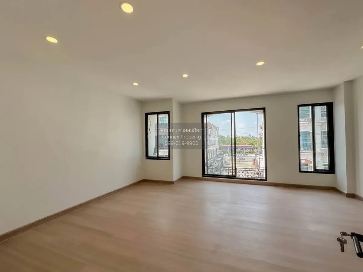 For Sale Baan Klang Muang Rama 9 Ladprao , Phlapphla , Wang Thong