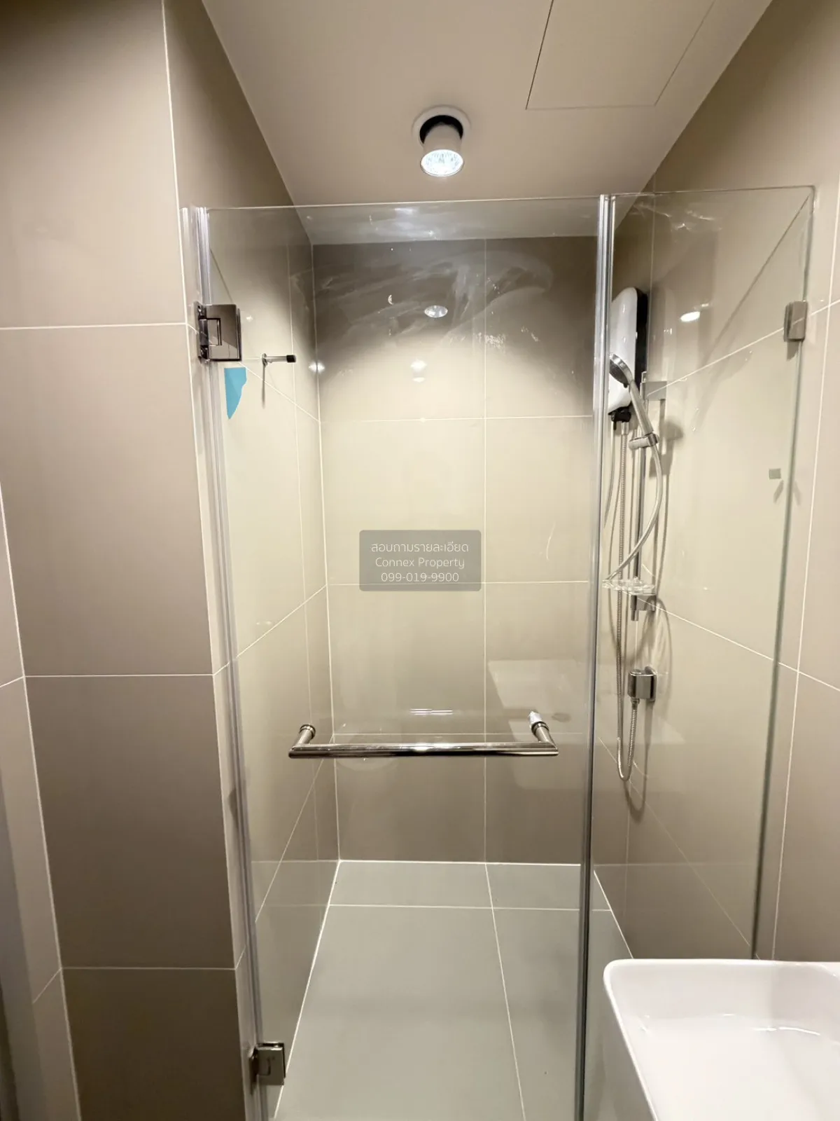 เช่าคอนโด  ไอดีโอ รามคำแหง - ลำสาลี สเตชั่น MRT-ลำสาลี (สายสีเหลื