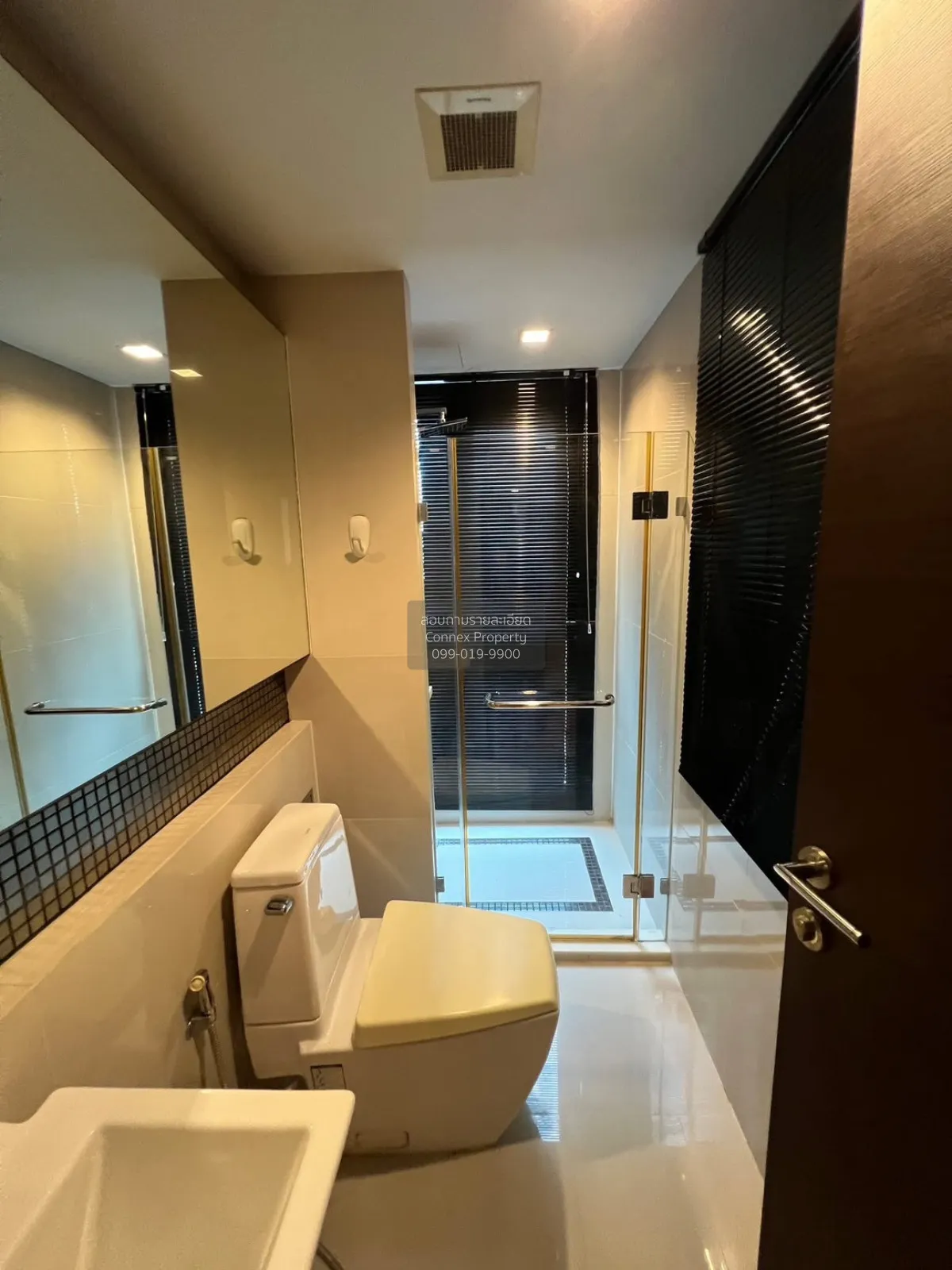 ขายคอนโด  ริทึ่ม สาทร BTS-สะพานตากสิน ทุ่งมหาเมฆ เขต สาทร กรุงเทพ