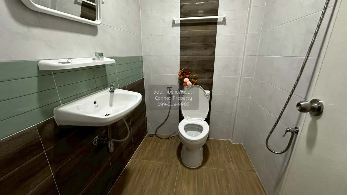 For Sale Townhouse/Townhome  , Peerawat , newly renovated , Sai M