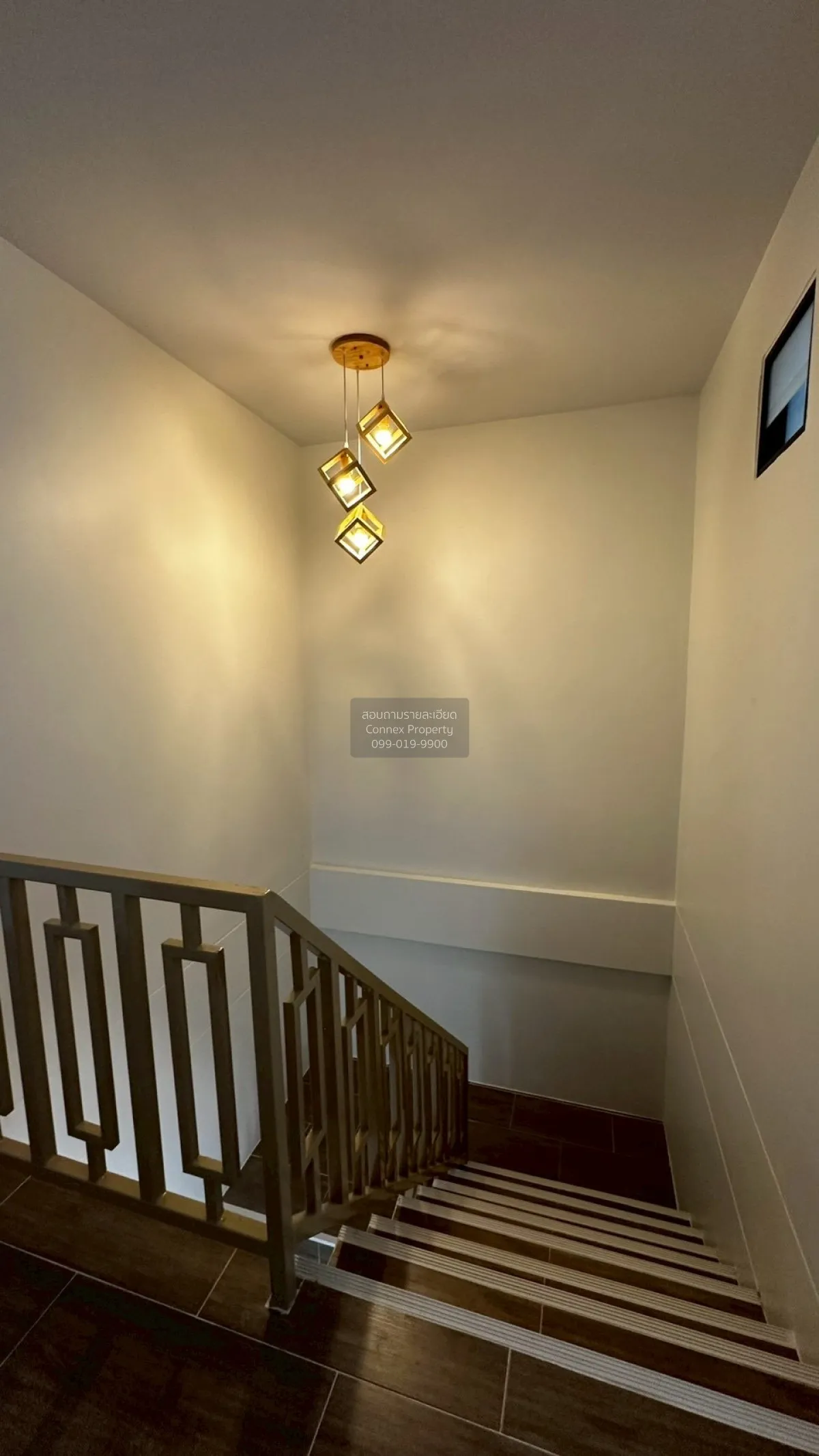 For Sale Townhouse/Townhome  , Peerawat , newly renovated , Sai M
