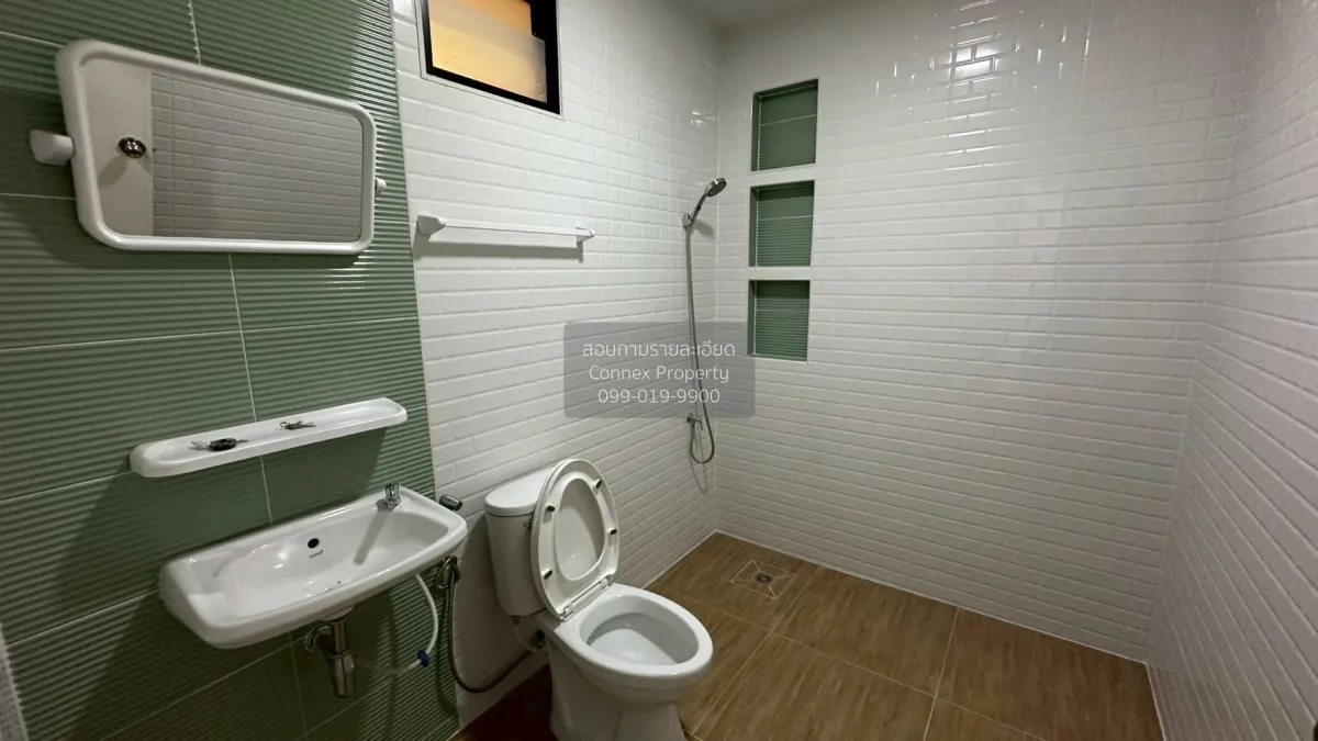 For Sale Townhouse/Townhome  , Peerawat , newly renovated , Sai M