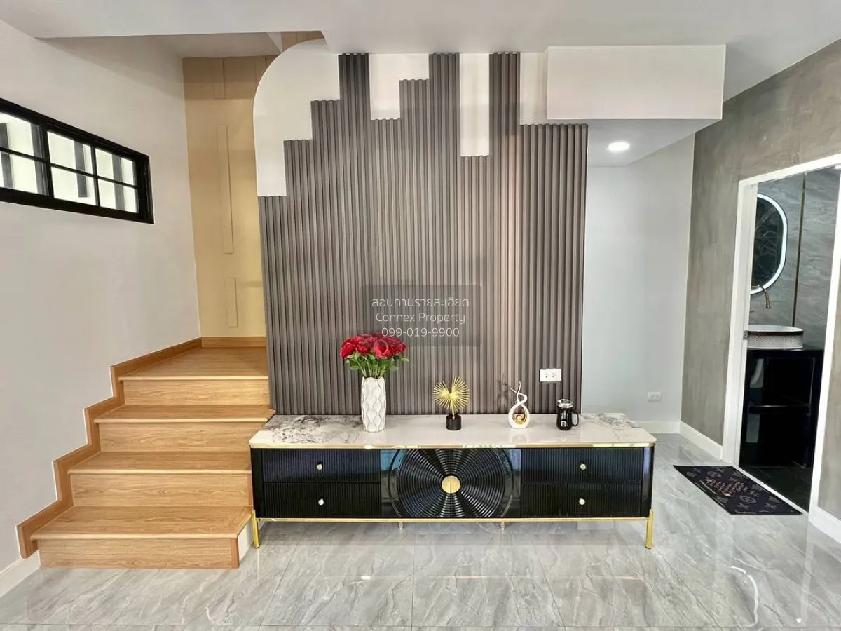 For Sale Townhouse/Townhome  , The Trust Town Wongwaen - Lamlukka