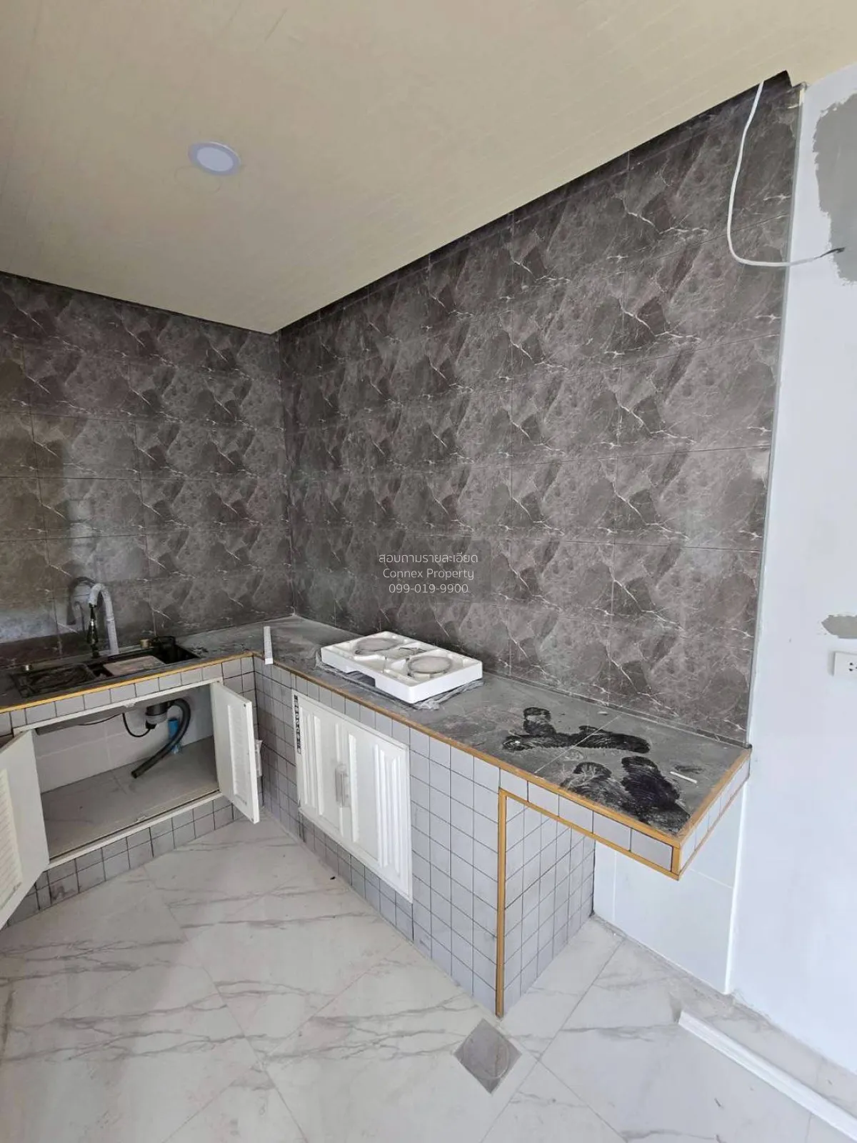 ขายทาวน์เฮ้าส์/ทาวน์โฮม  เดอะทรัสต์ ทาวน์ วงแหวน - ลําลูกกา รีโนเ