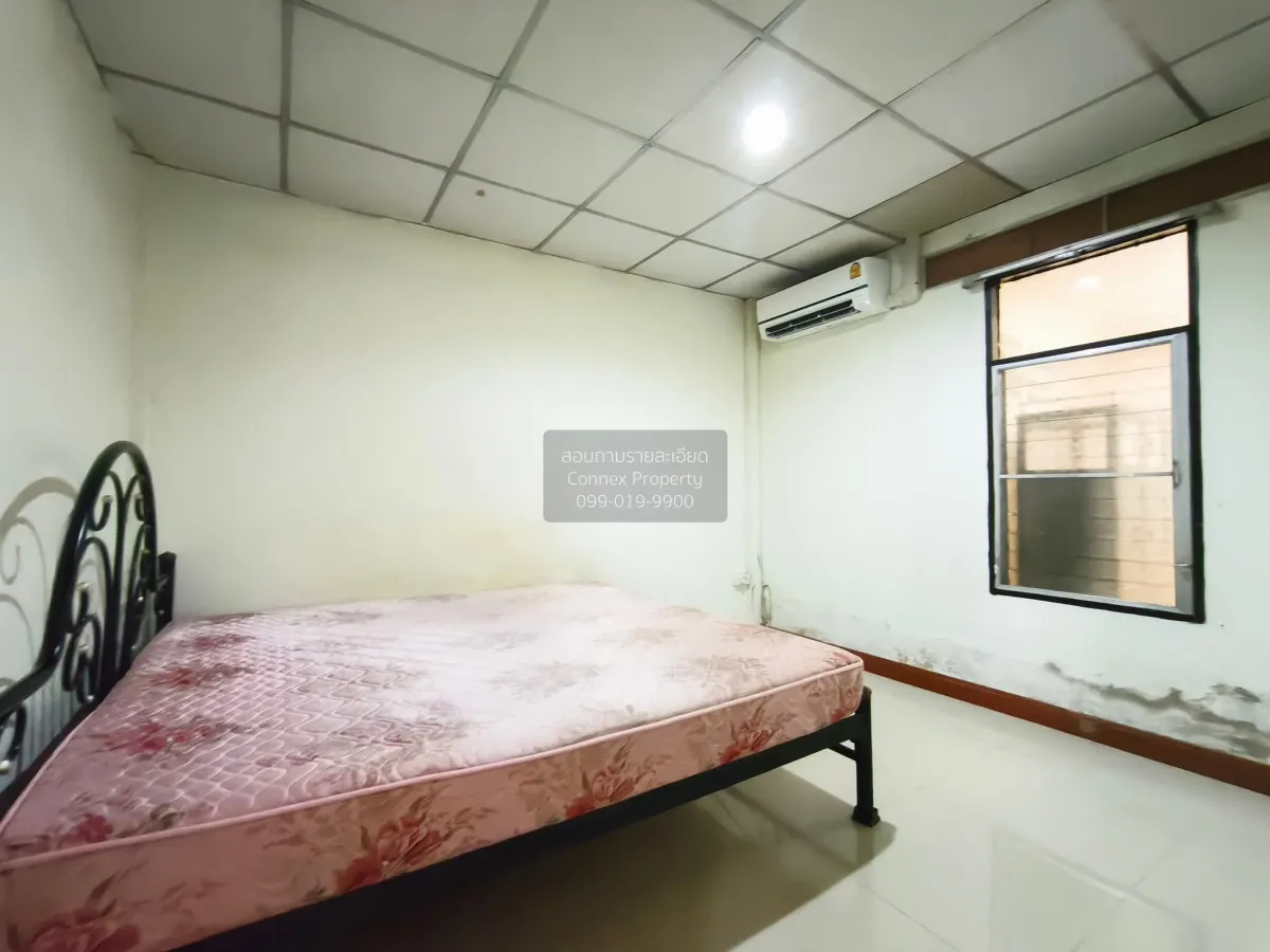 For Sale Townhouse/Townhome  , Rinthong Samutprakan , wide fronta