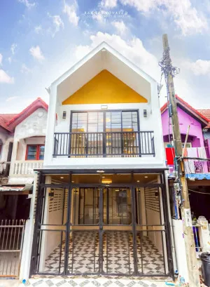 ขายทาวน์เฮ้าส์/ทาวน์โฮม  พาราไดซ์วิลล์ ประเสริฐมนูกิจ รีโนเวทใหม่ ลาดพร้าว เขต ลาดพร้าว กรุงเทพ CX-149786