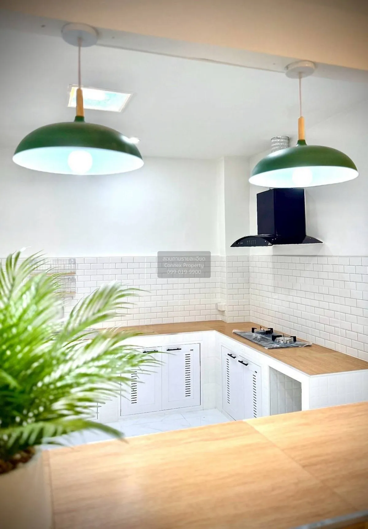 ขายทาวน์เฮ้าส์/ทาวน์โฮม  สมบัติเทพ รีโนเวทใหม่ อนุสาวรีย์ เขต บาง