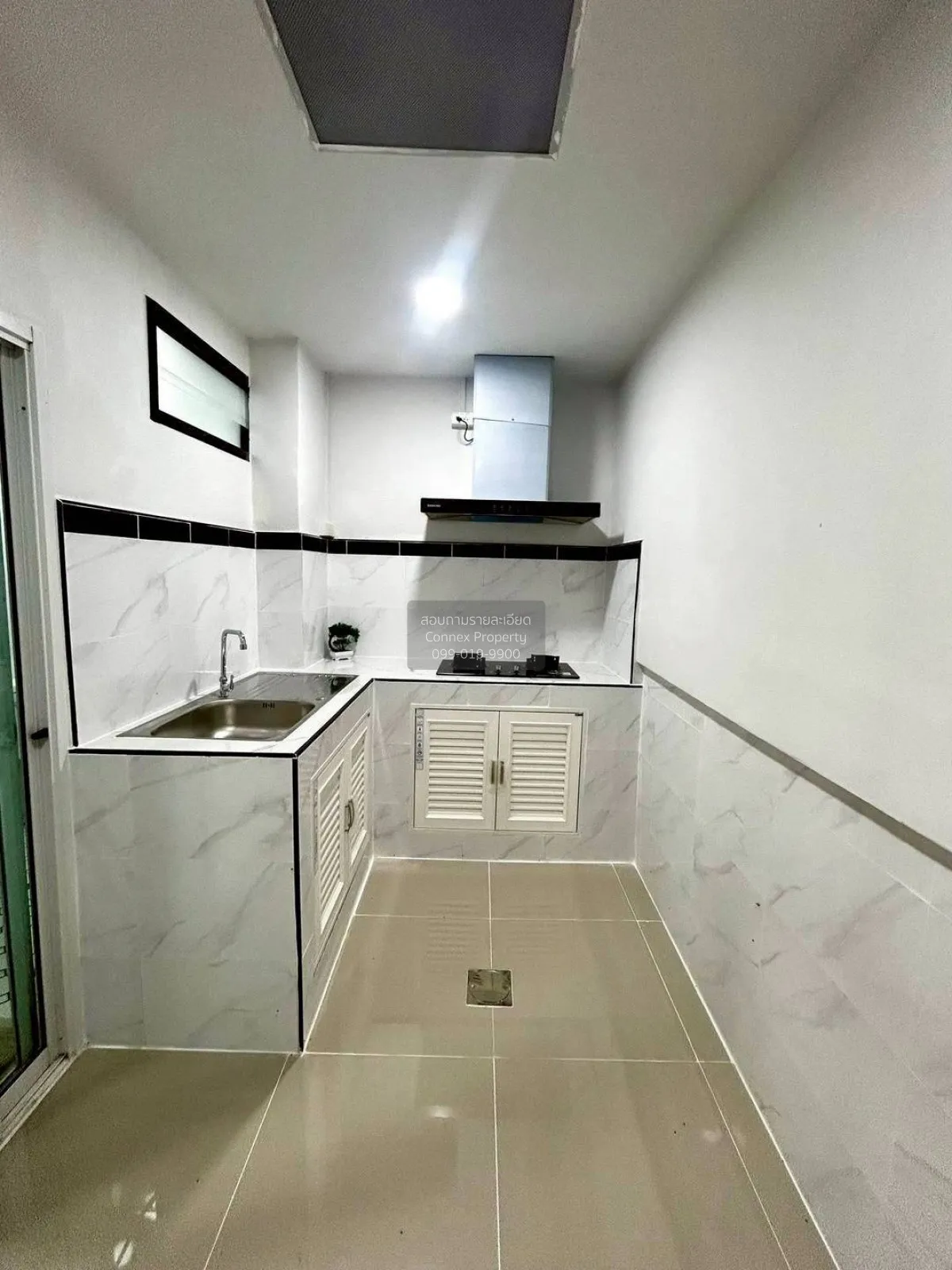 ขายทาวน์เฮ้าส์/ทาวน์โฮม  บ้านปิยวรารมย์ 1 รีโนเวทใหม่ บางบัวทอง บ